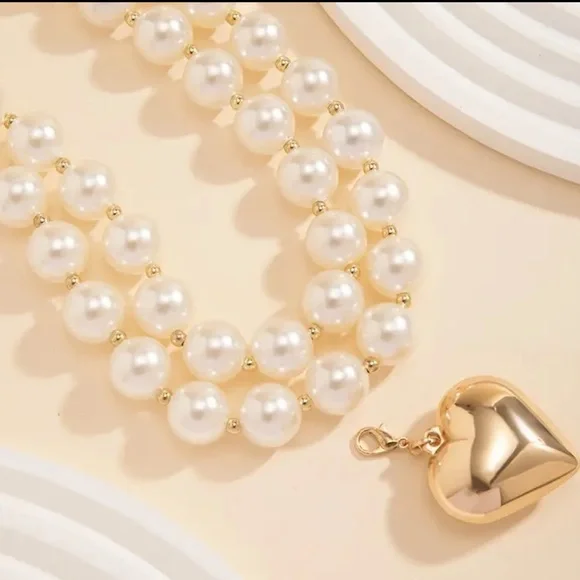 220. 2 Pieces/Set Exquisite Heart-Shaped Pendant Necklace - Faux Pearl Strands - Picture 2 of 4